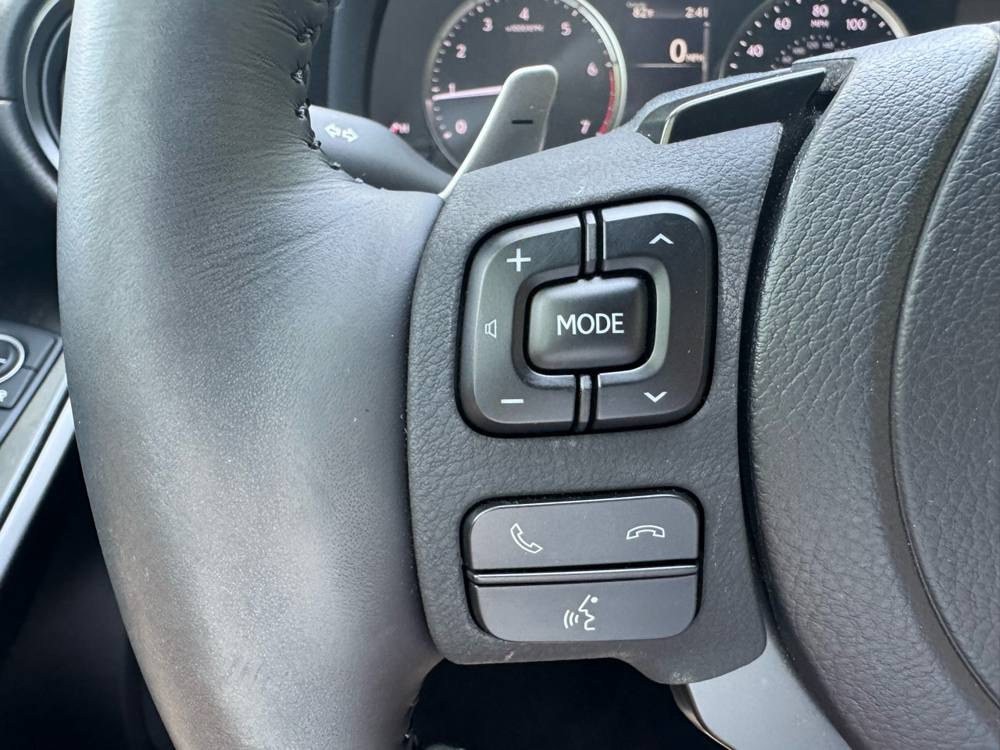 2023 Lexus IS — photo 12 of 42