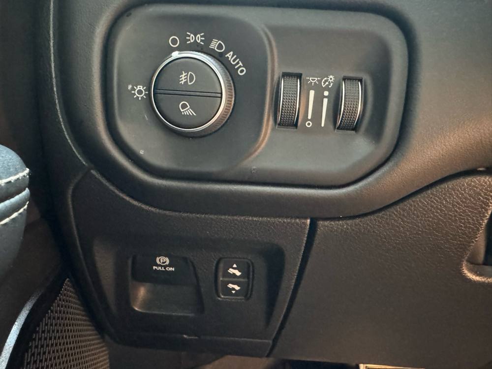 2022 RAM 1500 — photo 37 of 59