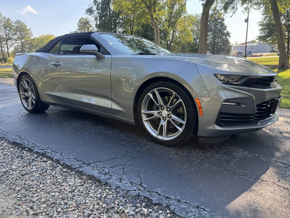 2023 Chevrolet Camaro — photo 39 of 44