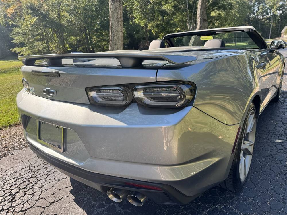 2023 Chevrolet Camaro — photo 8 of 44