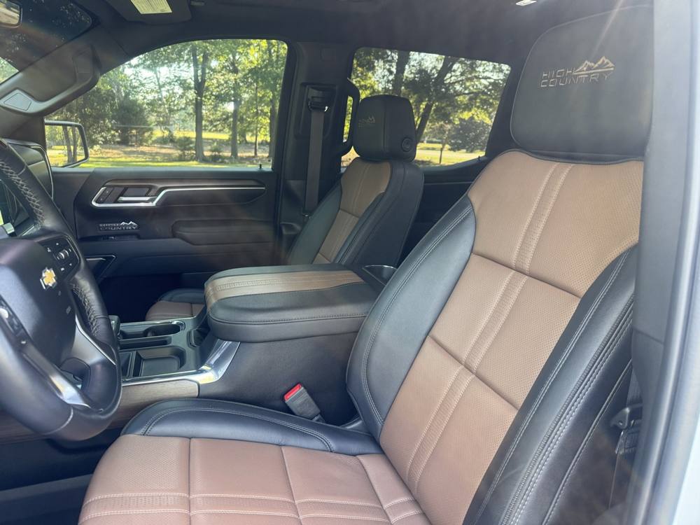 2026 Chevrolet Silverado 1500 — photo 17 of 44