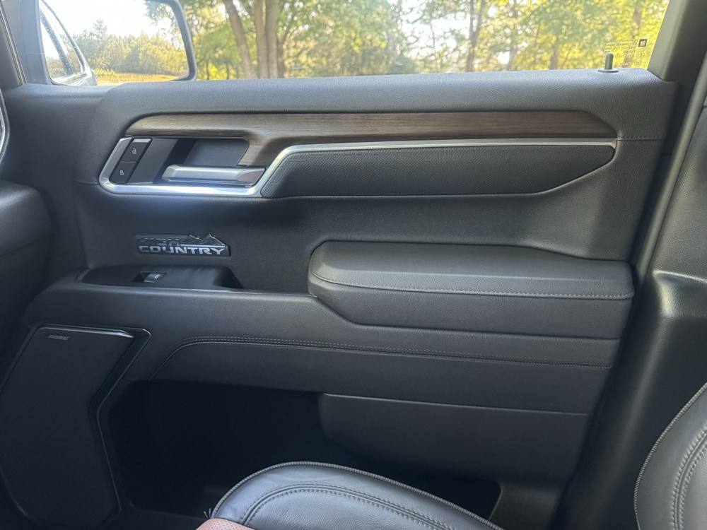 2026 Chevrolet Silverado 1500 — photo 33 of 44