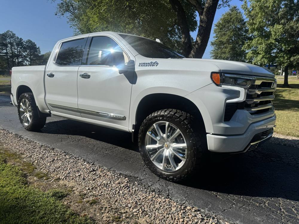 2026 Chevrolet Silverado 1500 — photo 9 of 44