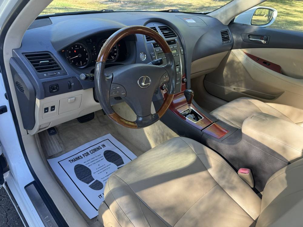 2008 Lexus ES 350 — photo 12 of 33