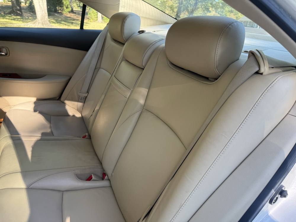 2008 Lexus ES 350 — photo 15 of 33
