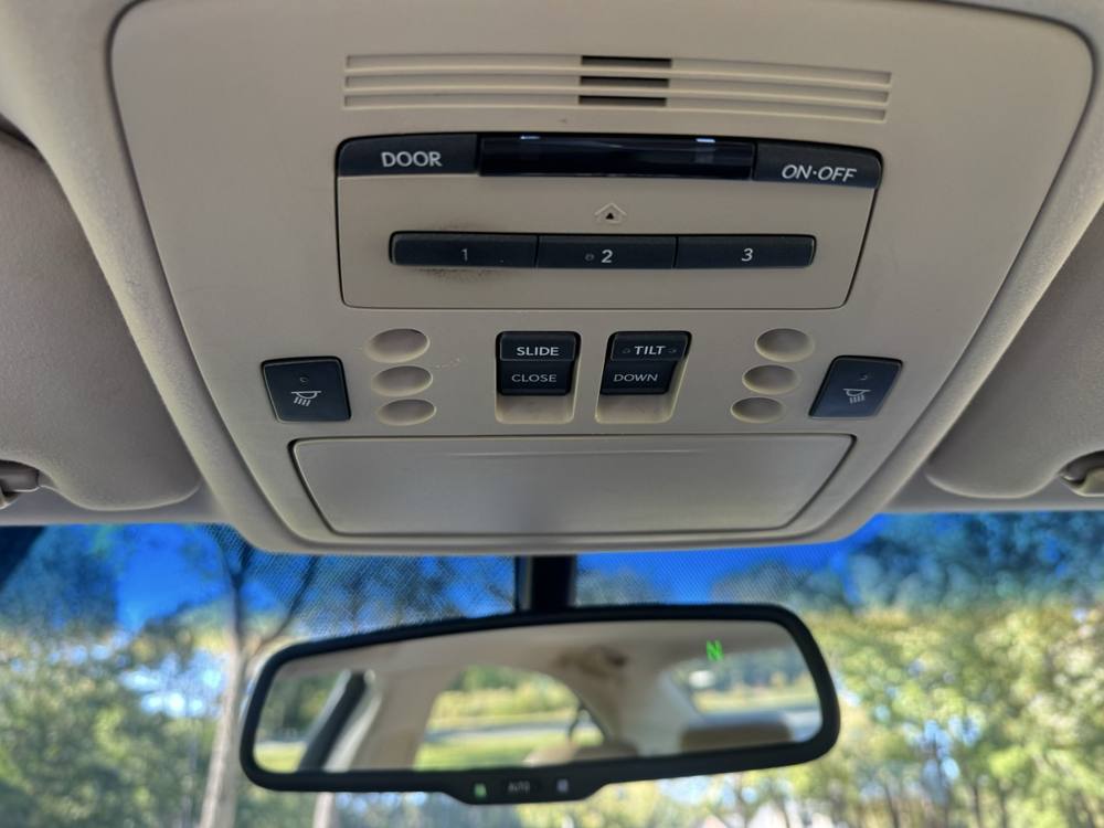 2008 Lexus ES 350 — photo 31 of 33