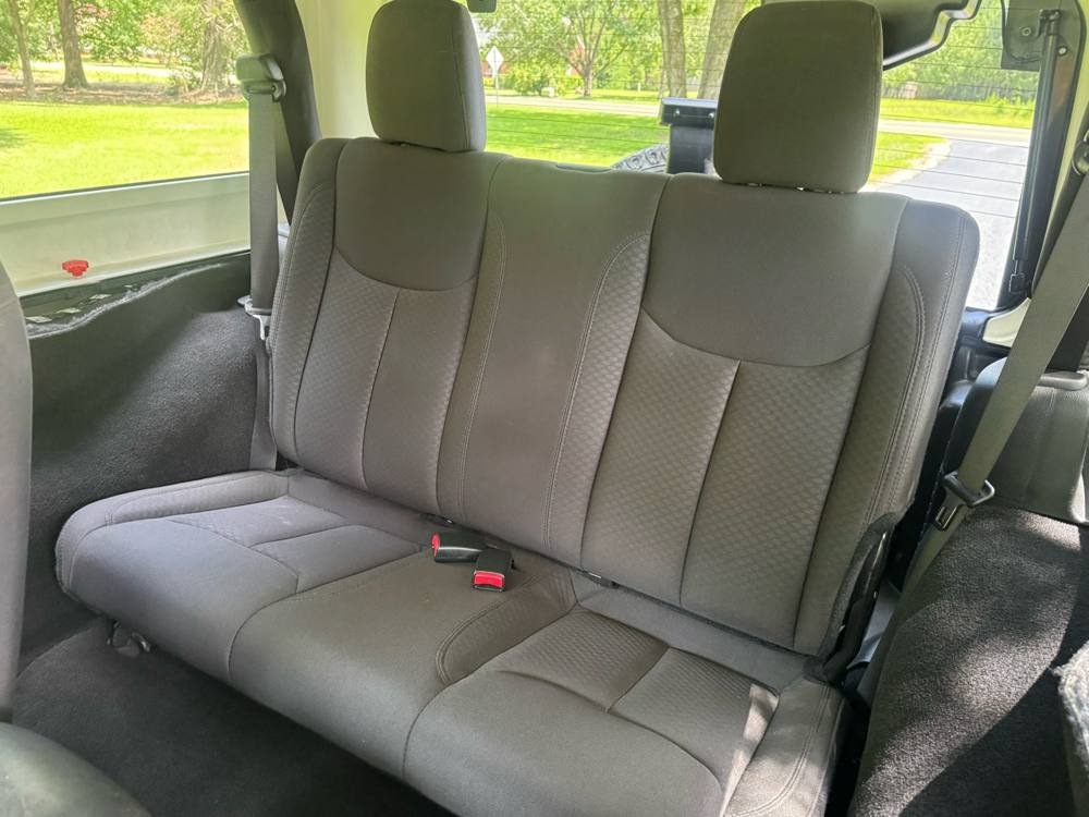 2018 Jeep Wrangler JK — photo 19 of 39