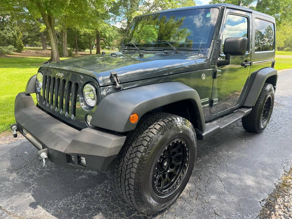 2018 Jeep Wrangler JK — photo 2 of 39