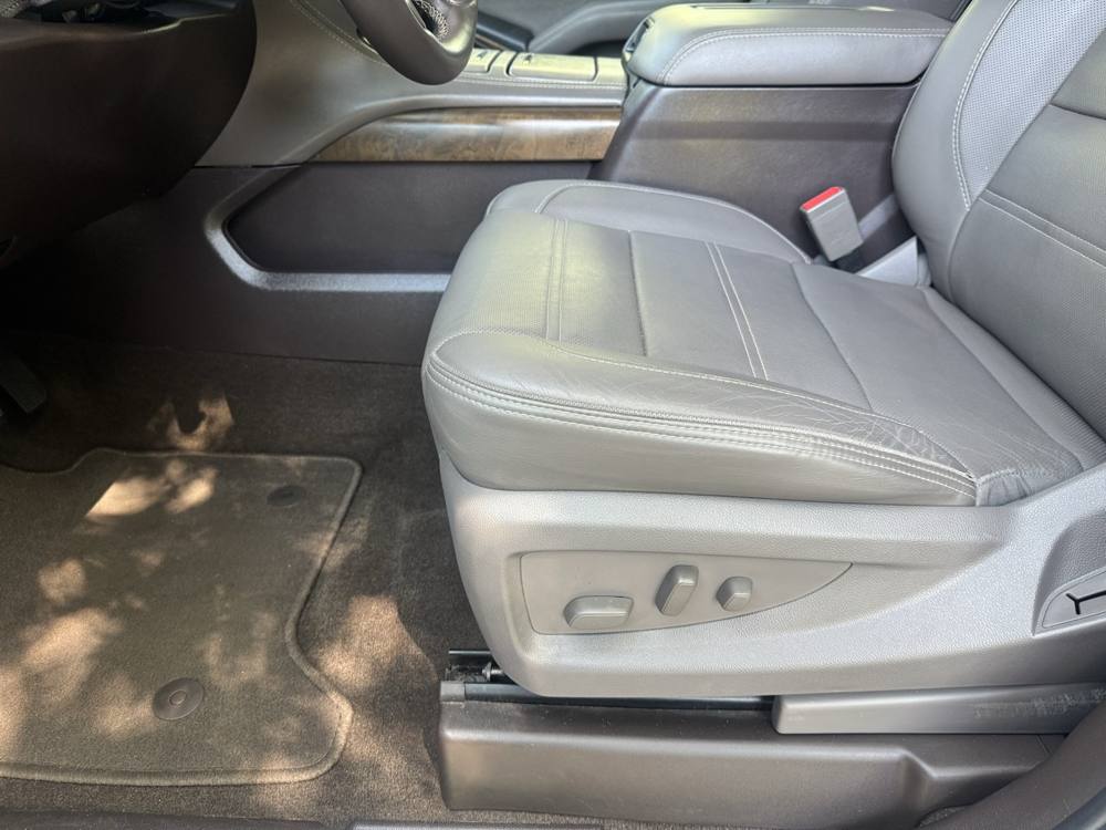 2018 GMC Yukon — photo 15 of 43