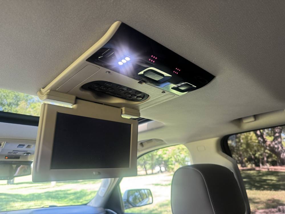 2018 GMC Yukon — photo 21 of 43
