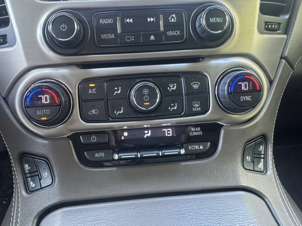 2018 GMC Yukon — photo 36 of 43