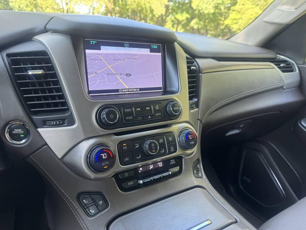 2018 GMC Yukon — photo 37 of 43