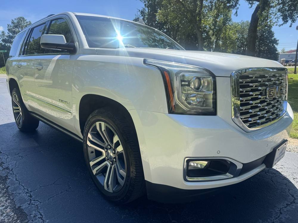 2018 GMC Yukon — photo 9 of 43