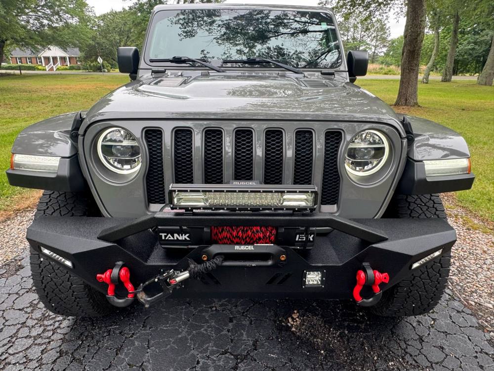 2019 Jeep Wrangler Unlimited — photo 10 of 47