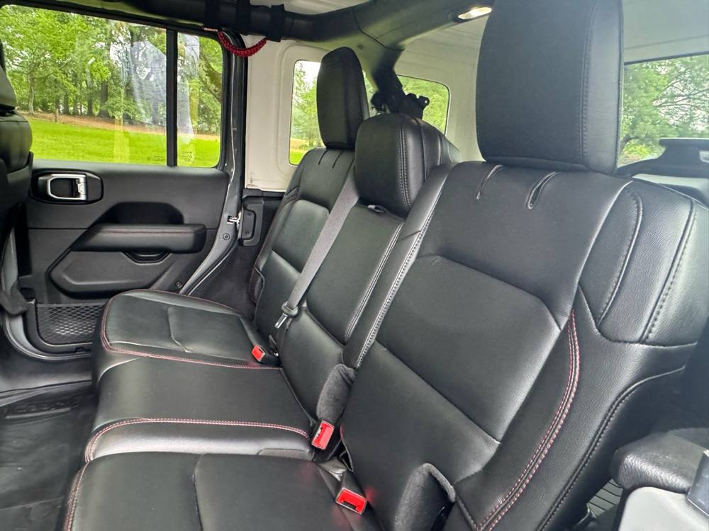 2019 Jeep Wrangler Unlimited — photo 22 of 47
