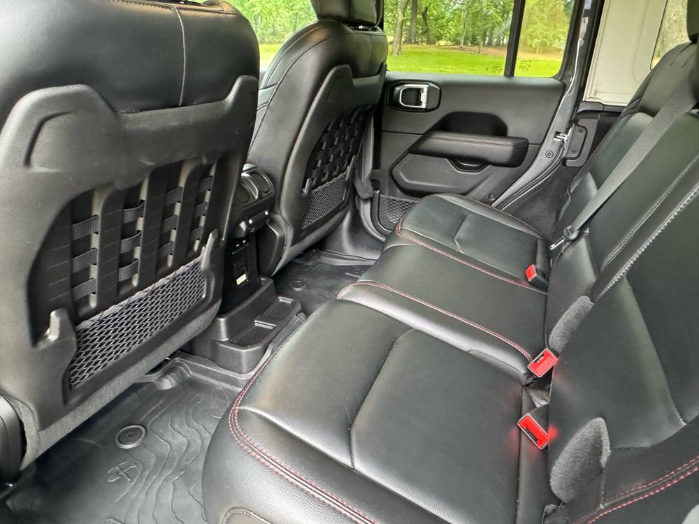2019 Jeep Wrangler Unlimited — photo 23 of 47