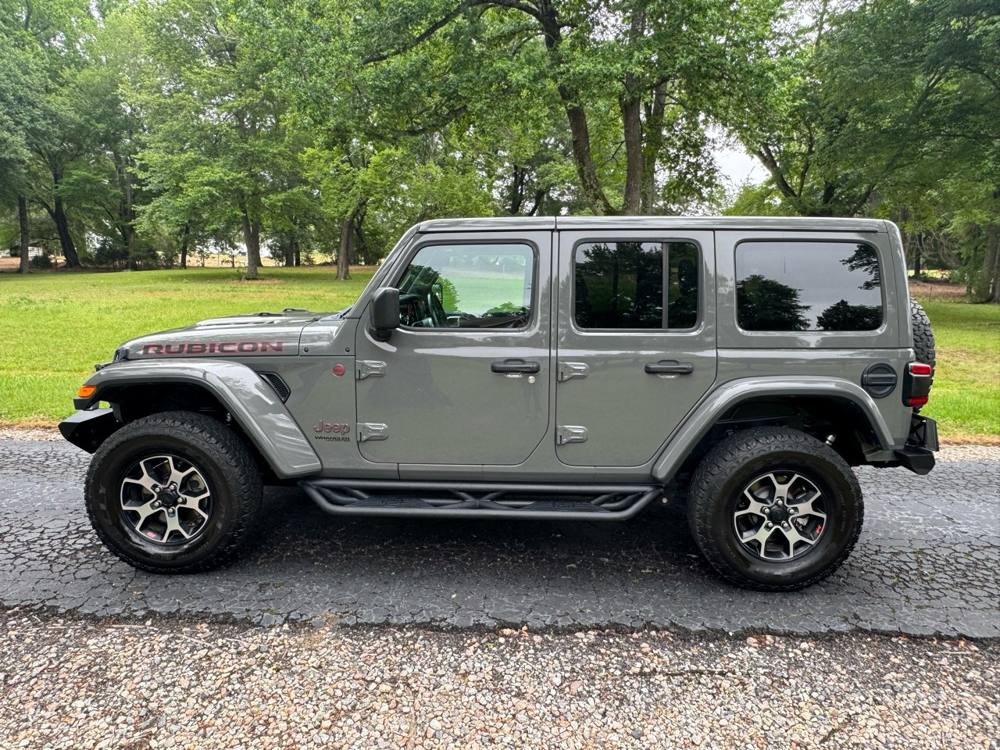 2019 Jeep Wrangler Unlimited — photo 4 of 47