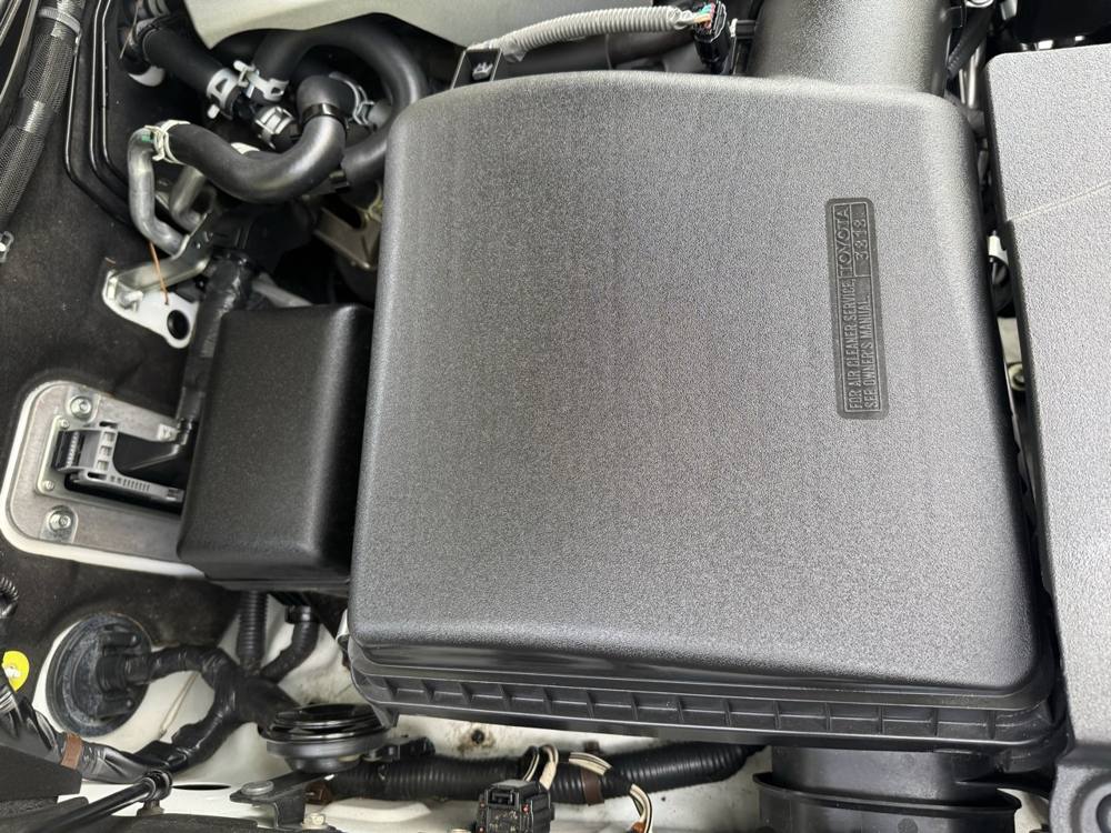 2021 Lexus LX — photo 40 of 42