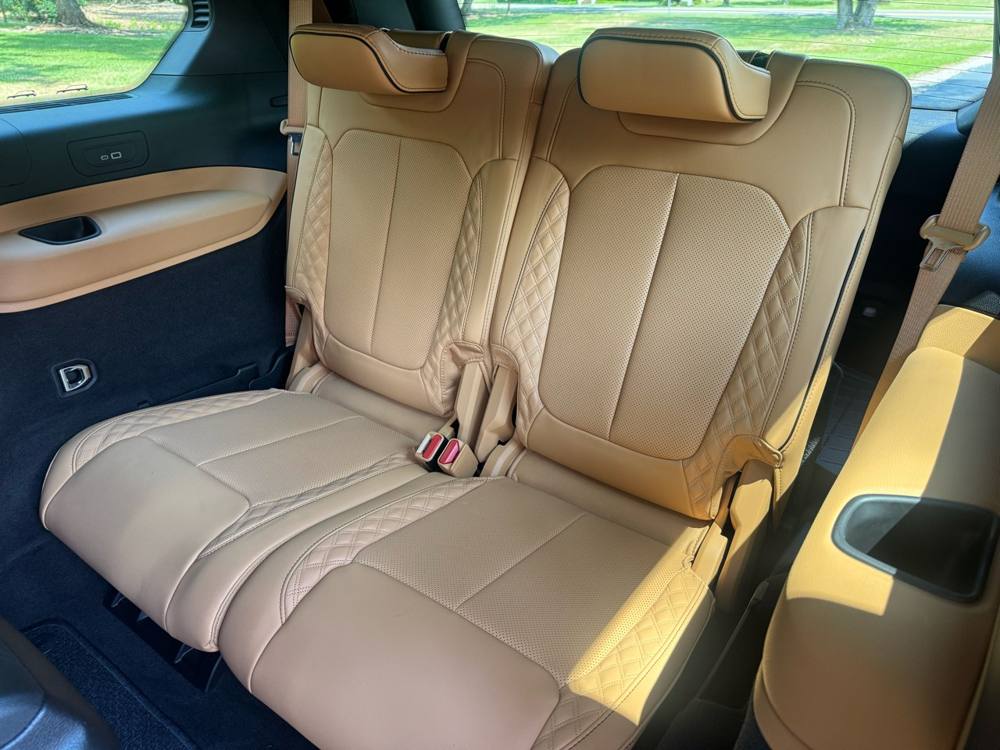 2021 Jeep Grand Cherokee L — photo 21 of 44
