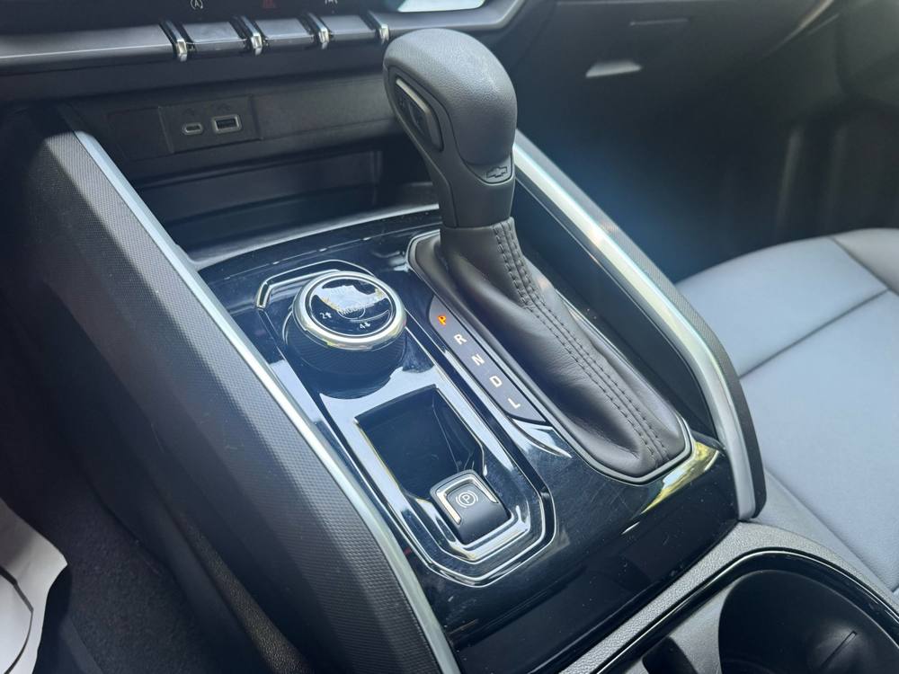 2025 Chevrolet Colorado — photo 36 of 42