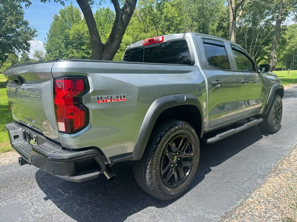2025 Chevrolet Colorado — photo 7 of 42
