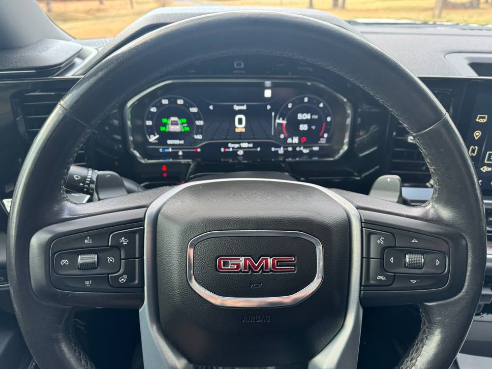 2022 GMC Sierra 1500 — photo 22 of 40