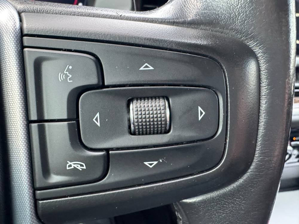 2022 GMC Sierra 1500 — photo 24 of 40