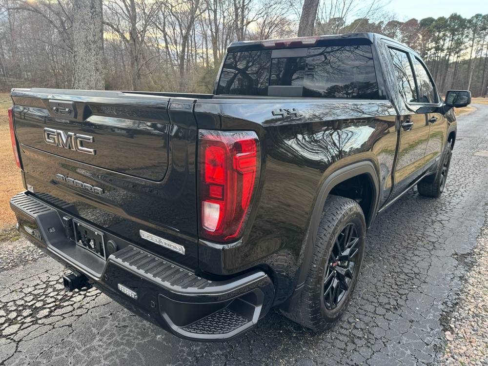 2022 GMC Sierra 1500 — photo 7 of 40