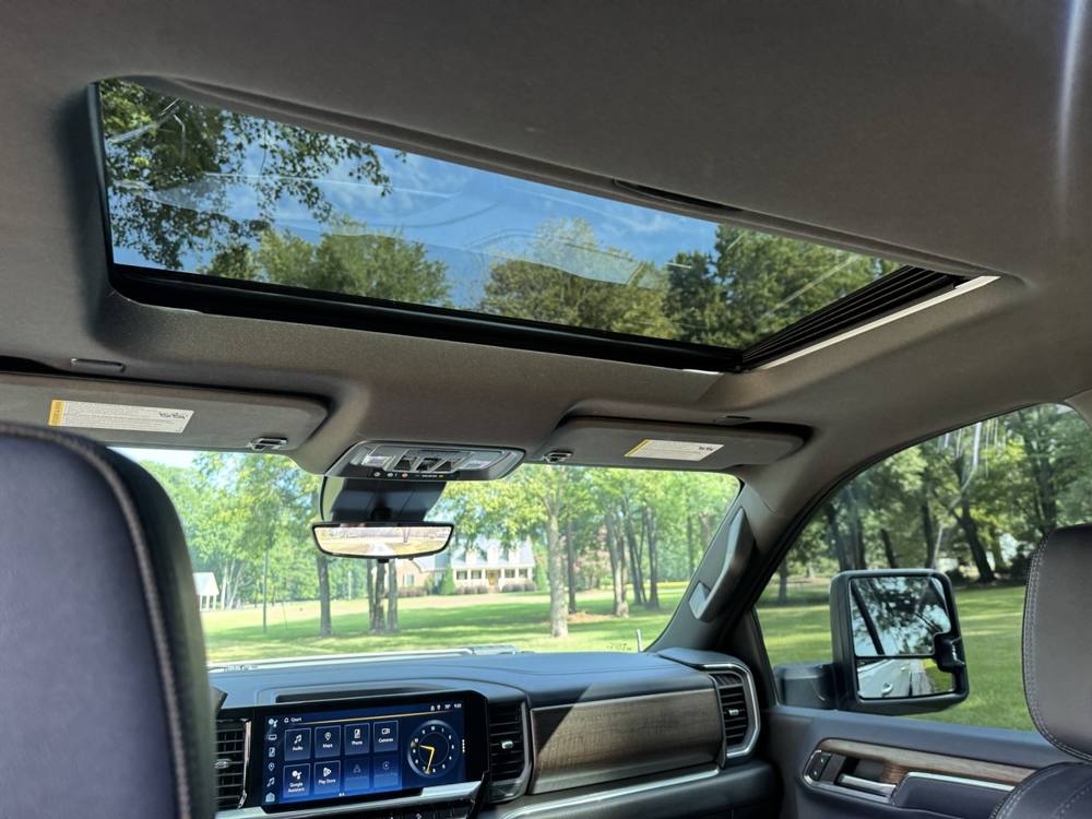 2024 Chevrolet Silverado 2500HD — photo 25 of 45