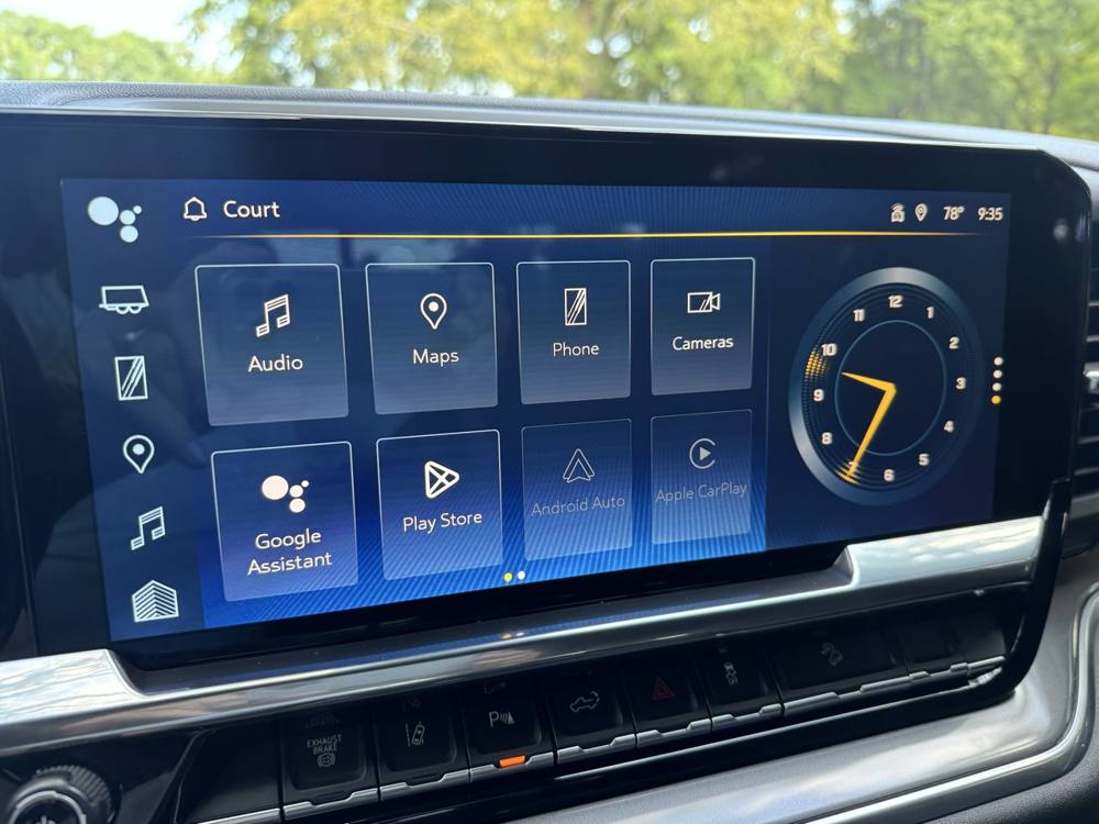 2024 Chevrolet Silverado 2500HD — photo 37 of 45