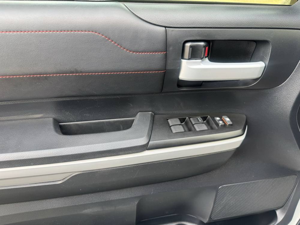2019 Toyota Tundra 4WD — photo 30 of 46