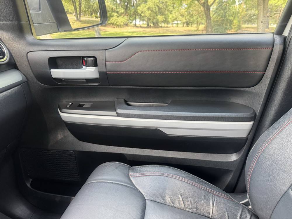 2019 Toyota Tundra 4WD — photo 31 of 46
