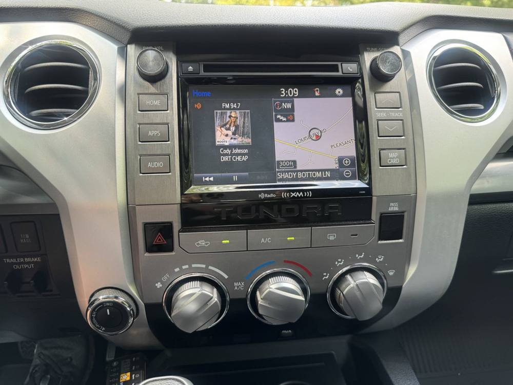 2019 Toyota Tundra 4WD — photo 38 of 46