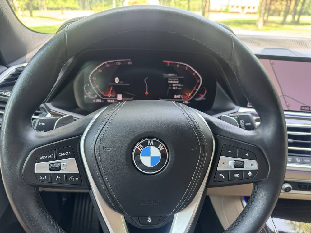2019 BMW X5 — photo 21 of 41