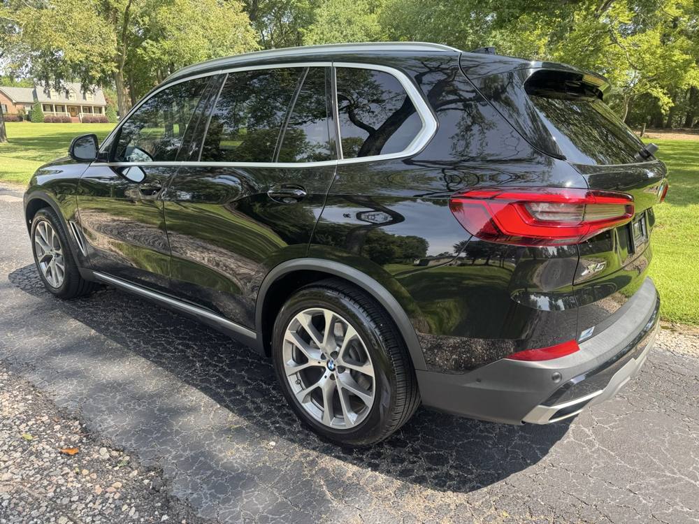 2019 BMW X5 — photo 3 of 41