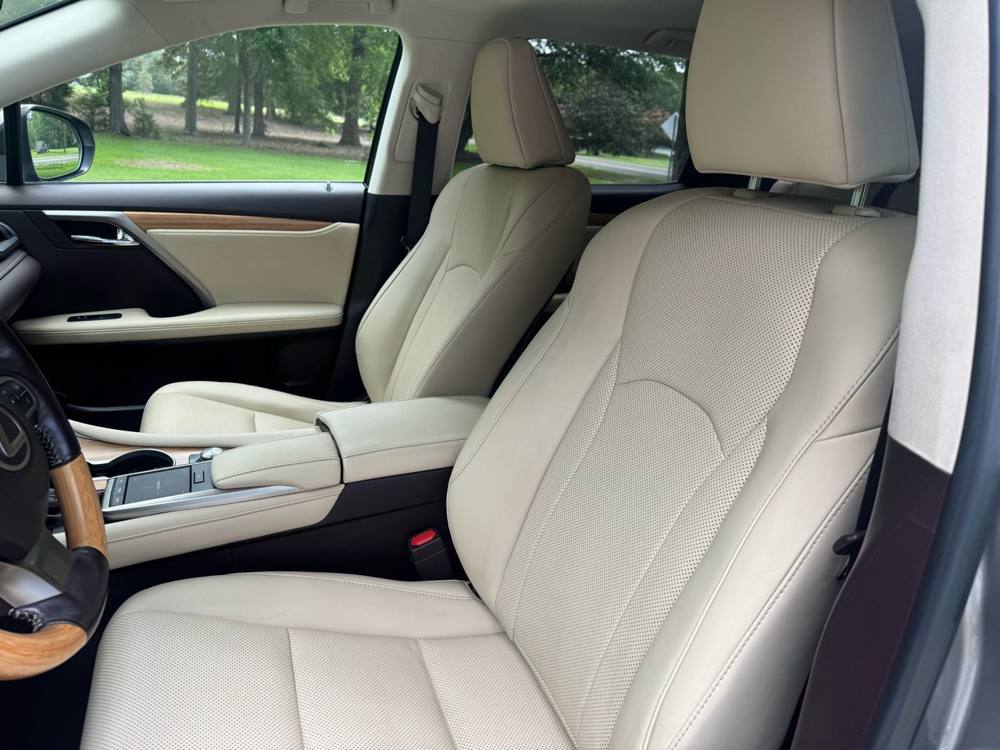 2020 Lexus RX — photo 13 of 45