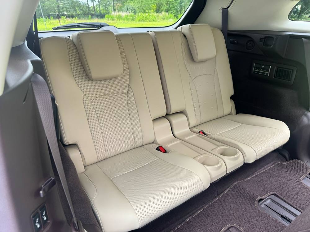 2020 Lexus RX — photo 18 of 45