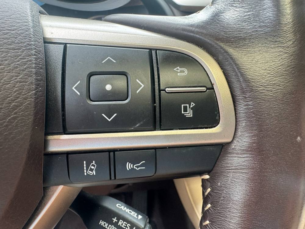 2020 Lexus RX — photo 27 of 45