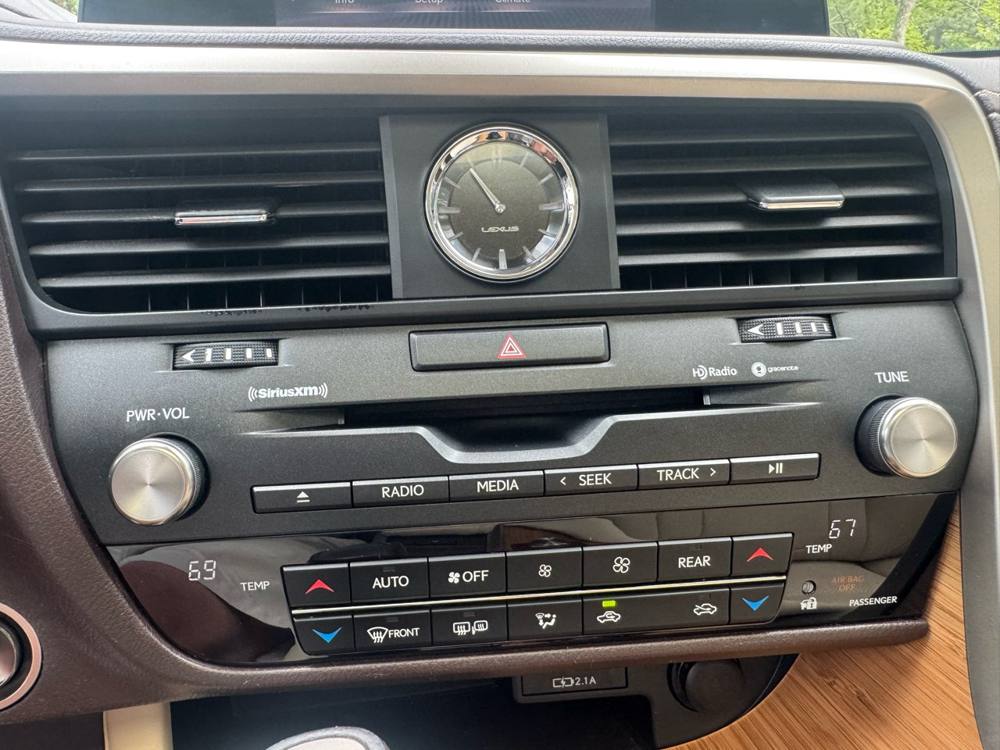 2020 Lexus RX — photo 37 of 45