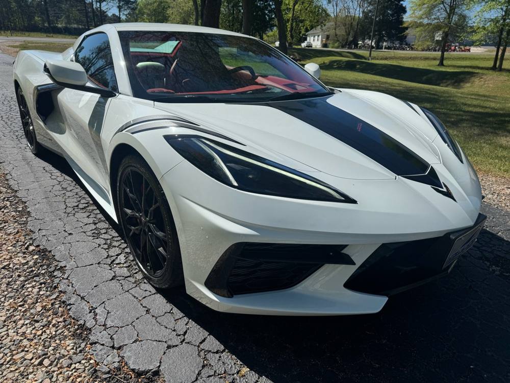2024 Chevrolet Corvette — photo 12 of 41