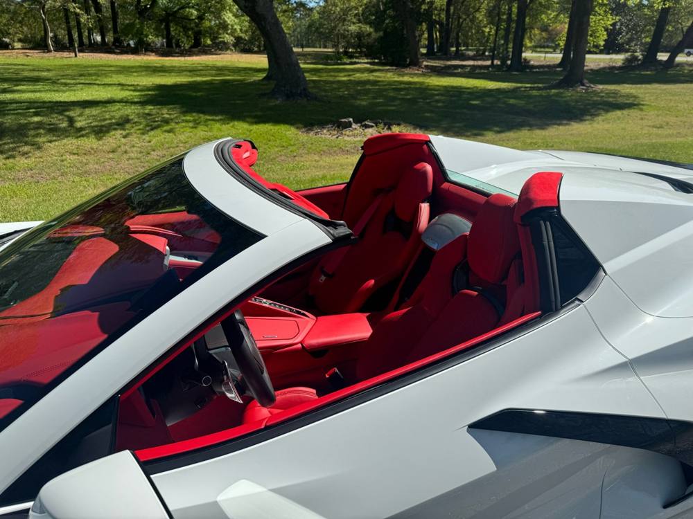 2024 Chevrolet Corvette — photo 22 of 41