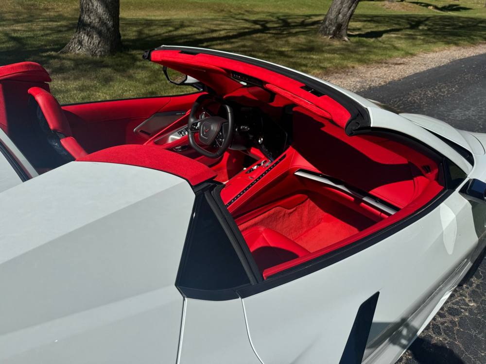 2024 Chevrolet Corvette — photo 25 of 41