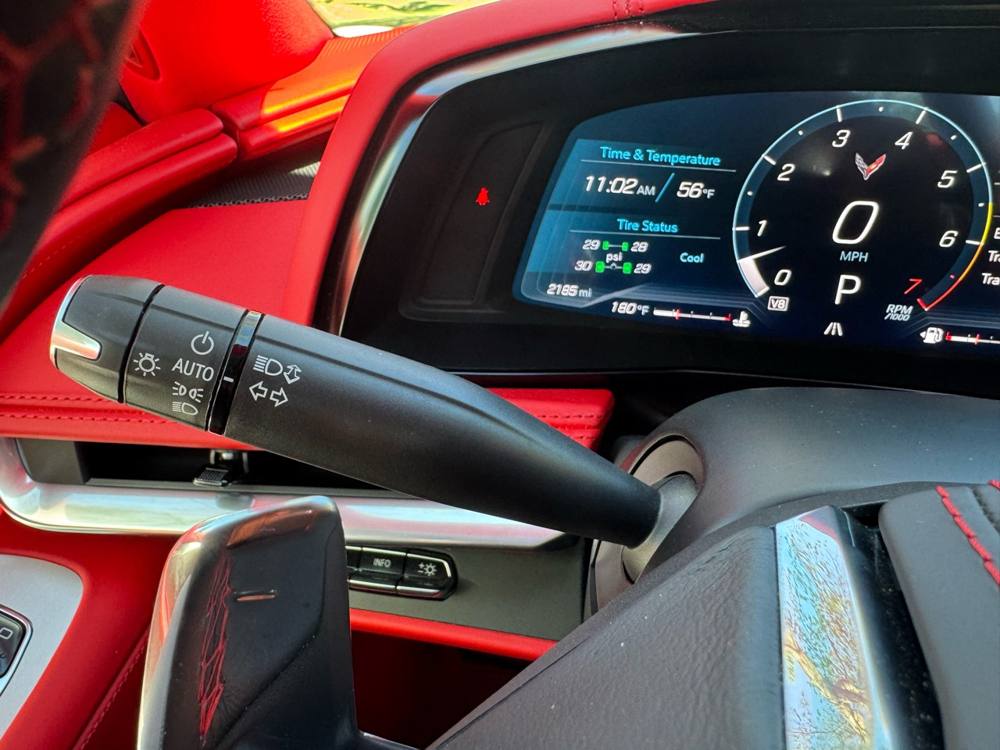 2024 Chevrolet Corvette — photo 31 of 41