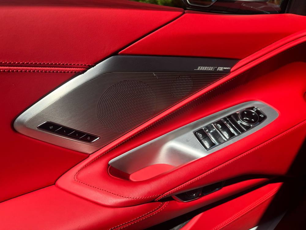 2024 Chevrolet Corvette — photo 33 of 41