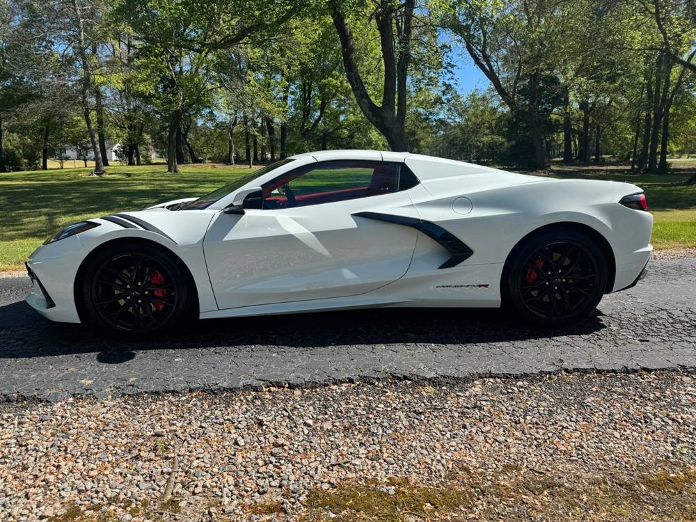 2024 Chevrolet Corvette — photo 4 of 41