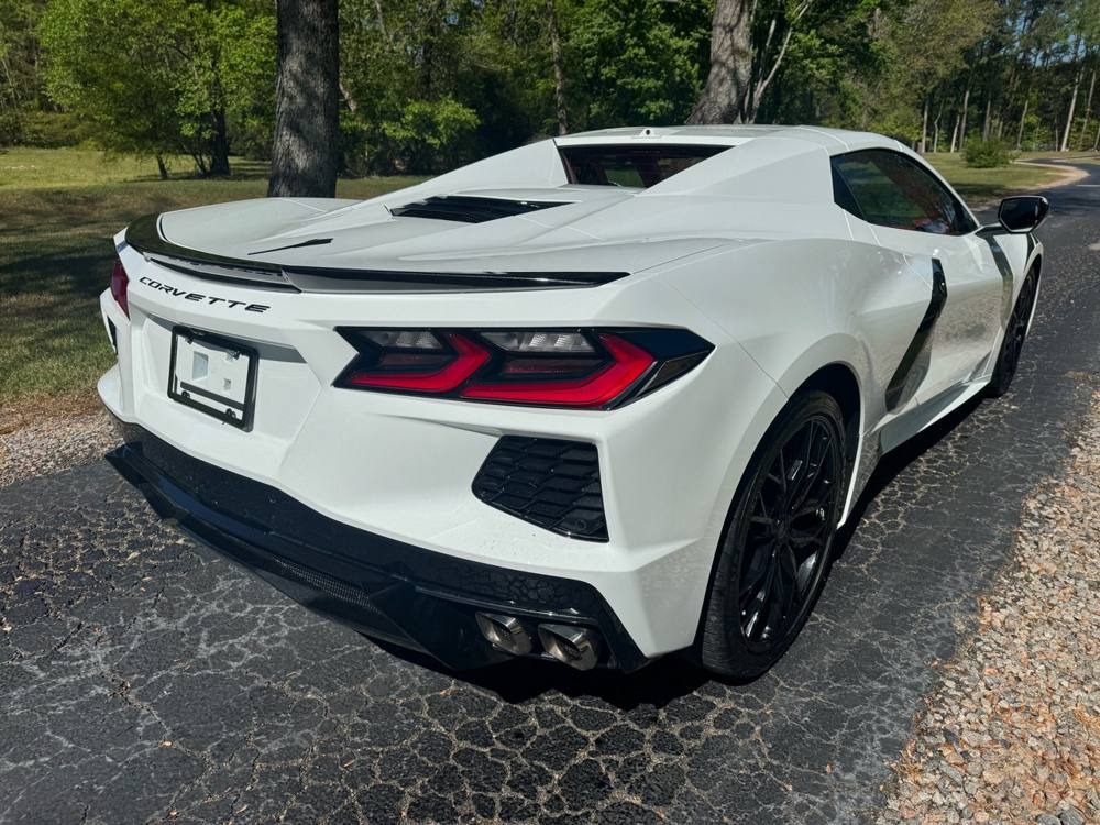 2024 Chevrolet Corvette — photo 8 of 41