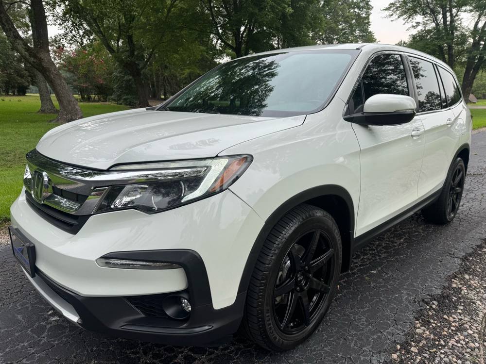 2020 Honda Pilot — photo 2 of 40