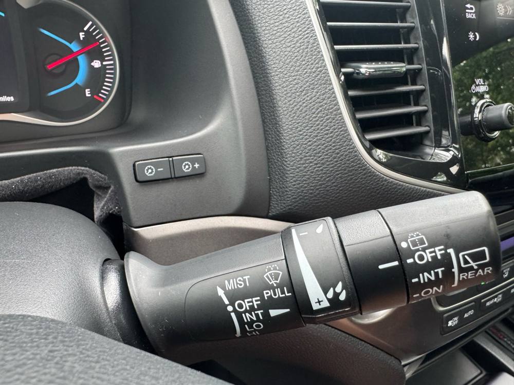 2020 Honda Pilot — photo 27 of 40