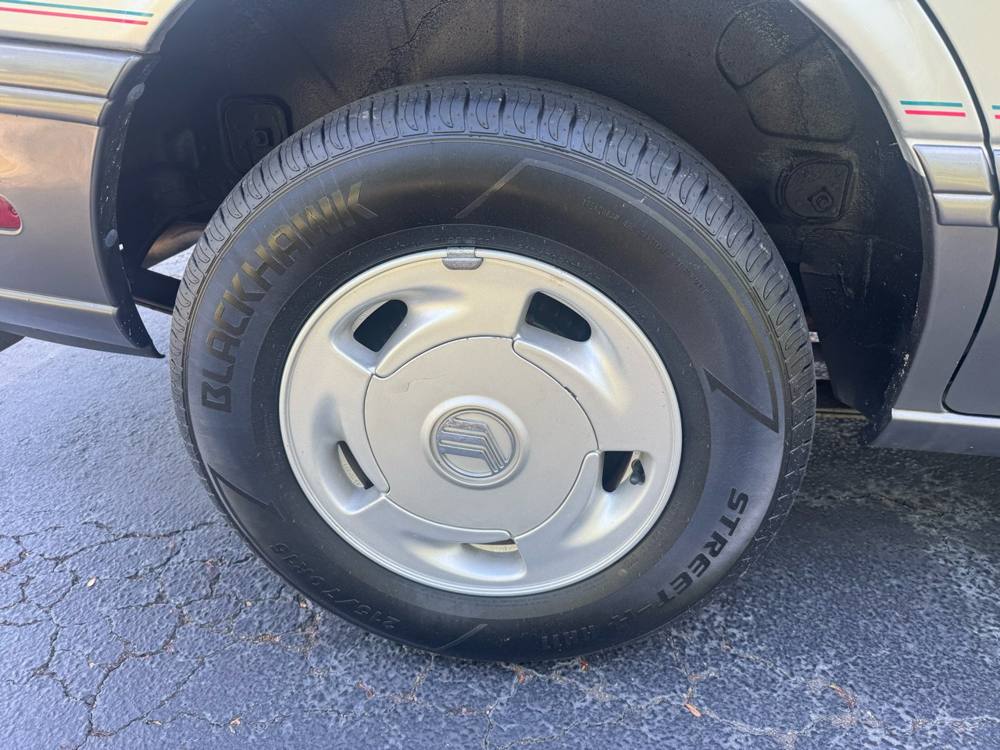 1995 Mercury Villager Wagon — photo 10 of 33