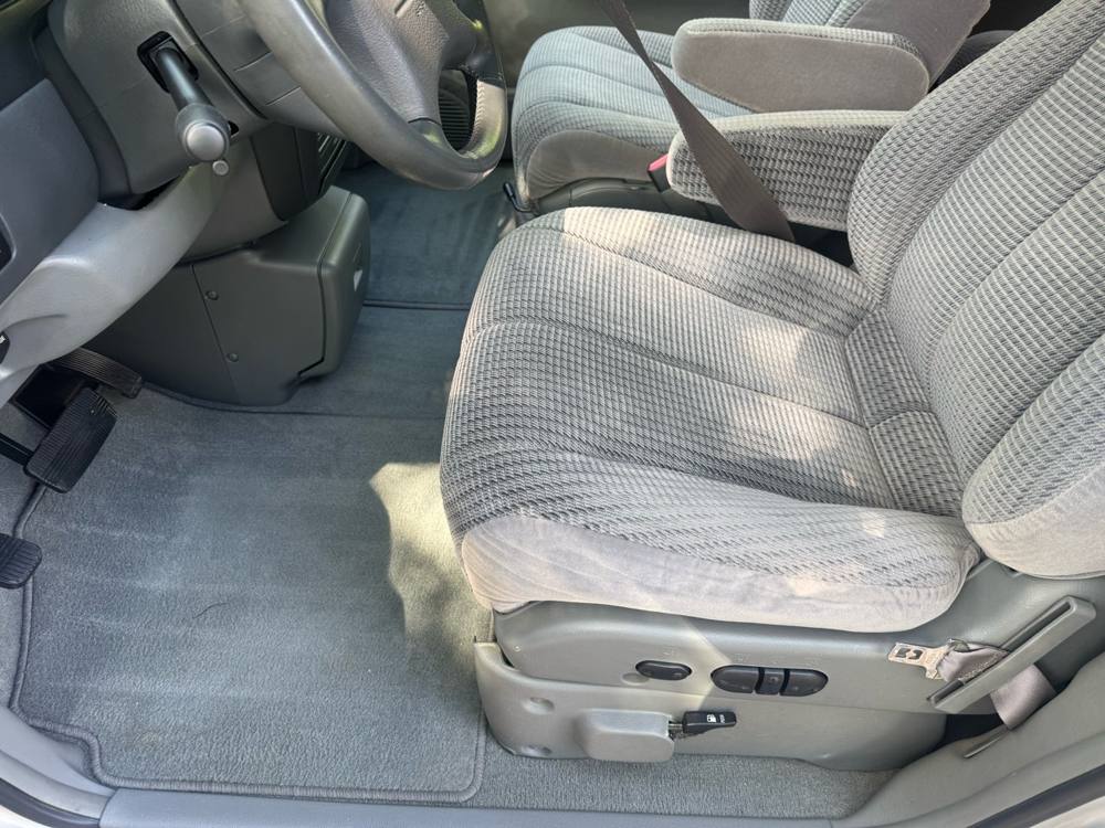 1995 Mercury Villager Wagon — photo 14 of 33